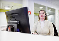 – Det r svrt att frst att institutet lggs ned. Vi r mnniskor, inga robotar, men allt ska g s himla snabbt, sger receptionisten Elisabeth Bjelvn som vnt sig till Trygghetsstiftelsen fr att f hjlp hitta nytt jobb. Foto: MIKAEL SJBERG