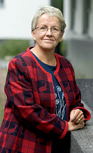 Docent Christina Rosenberg vid Arbetshlsoinstitutet kartlgger risker med hantering av elektronikskrot. Foto: PATRIK LINDSTRM