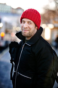 Webben r en kanal fr informationsfrmedling, men n mer r den ett stt att organisera mnsklig verksamhet, sger forskaren Petri Kola. Foto: TUULIKKI HOLOPAINEN