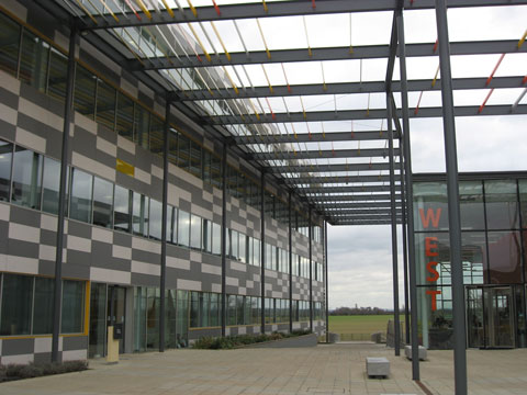 Nokias forskningscenter förfogar över några våningar i den här byggnaden i Cambridge. Foto: Ingegerd Ekstrand
